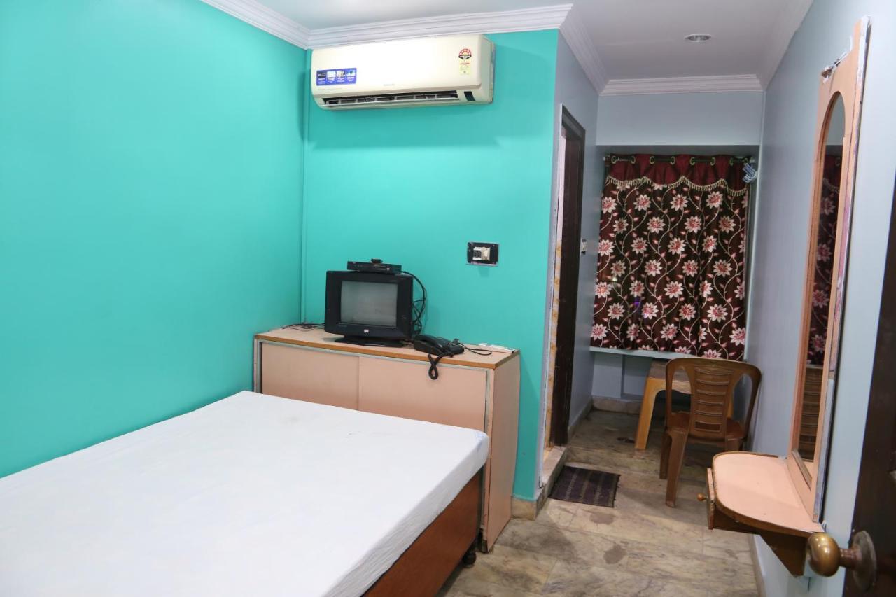 Vani Lodge Visakhapatnam Extérieur photo