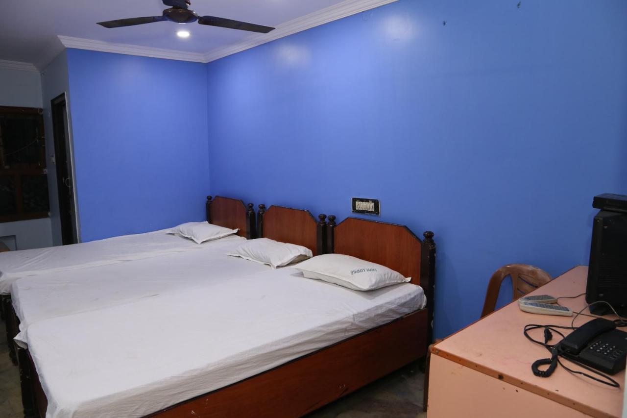 Vani Lodge Visakhapatnam Extérieur photo